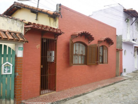 AI-007 - CASA INDEPENDENTE - CENTRO